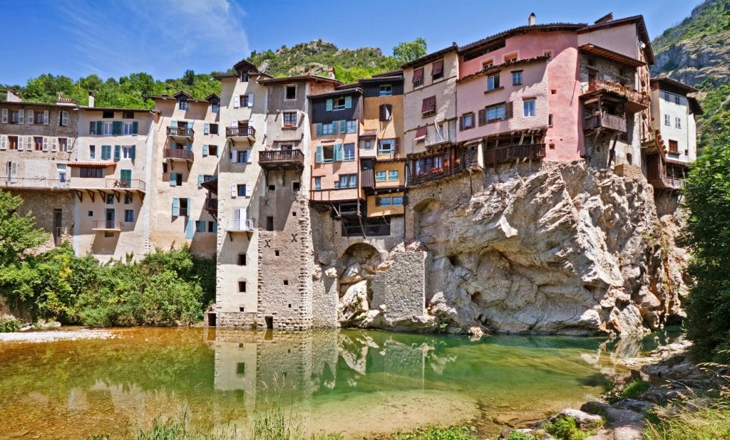 Les 10 plus beaux villages pittoresques à visiter autour de Lyon