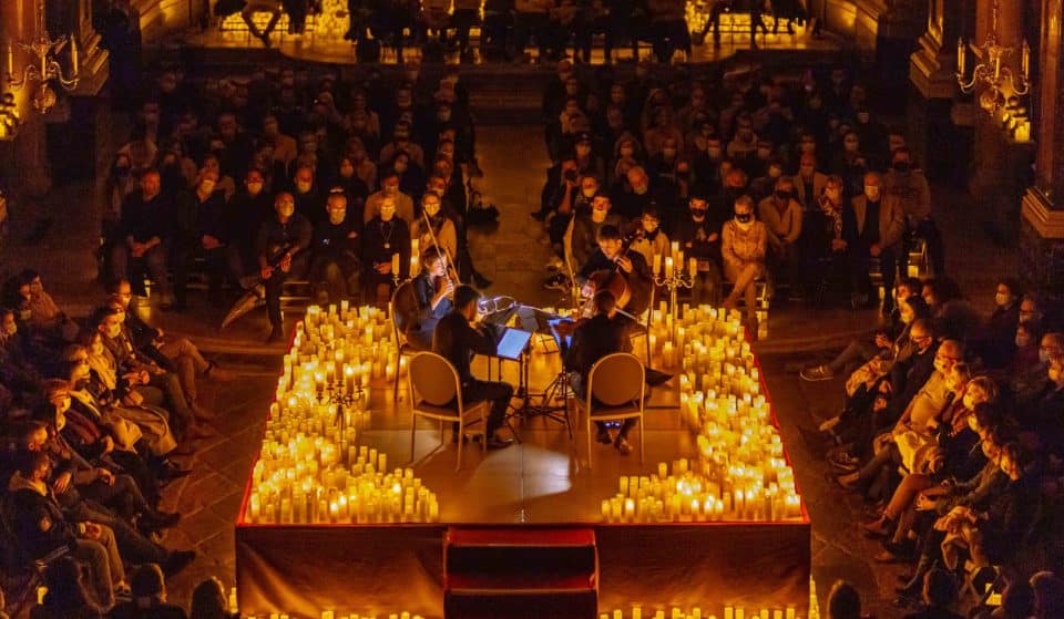 Candlelight rend hommage aux Rolling Stones dans un sublime concert à la bougie !